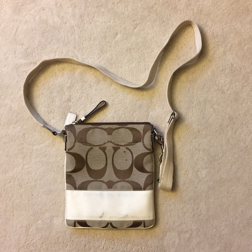 COPY - Coach Crossbody